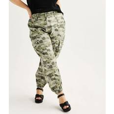 Plus Size SO Cargo Joggers - Green Camo