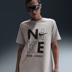 Nike Nike Boyfriend T-Shirt - White
