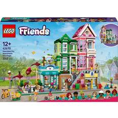 The friends apartments LEGO Friends Heartlake City Apartments & Stores 42670