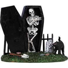 Spooky Graveyard Figure Halloween Decor
