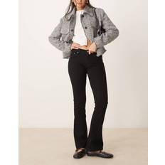 Low waist bootcut jeans Gina Tricot Low Waist Bootcut Jeans Med Stretch Lav Talje Og Svaj - Sort