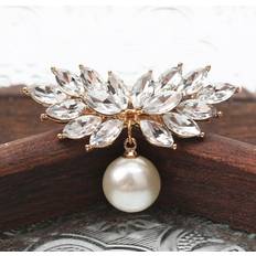 Brooches Temu Vintage Style Diamond And Pearl Flower Brooch Irregular Shape, Water Crystal Material