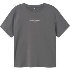 24-36M Överdelar Name It Nkmbrody SS Kortärmade T-shirt - Lava Smoke/Jet Stream Print