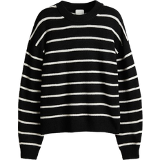 H&M Randiga Tröjor H&M Knitted Jumper - Black/Striped