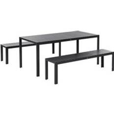 Modern Garden with 2 Benches