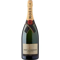 Vine Moët & Chandon Brut Imperial Chardonnay, Pinot Meunier, Pinot Noir Champagne 12% 150cl