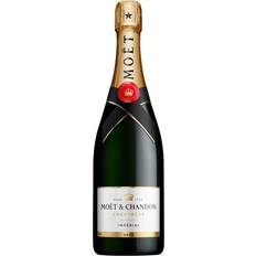 Moët chandon champagne Moët & Chandon Imperial Brut Chardonnay, Pinot Meunier, Pinot Noir Champagne 12.5% 75cl