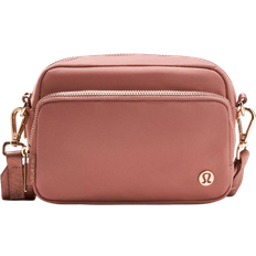 Men - Pink Crossbody Bags Lululemon Everywhere Crossbody Bag 2L - Spiced Chai/Rose Gold