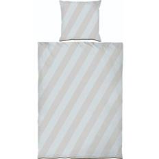 Mette Ditmer Sängkläder Mette Ditmer Diagonal Bed Set 140x220 60x63 cm Light Grey Påslakan Grå (220x140cm)