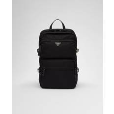 PRADA ブラック バックパック Black Re-Nylon backpack | PRADA