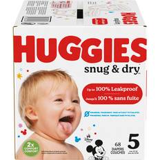Huggies Snug and Dry Baby Diapers Size 5