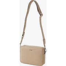 Guld Skuldertasker Calvin Klein Must Camera Bag - Brun