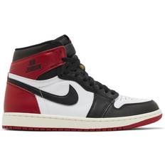 Man - Rood Sneakers Nike Air 1 Retro High OG - Black Toe Reimagined