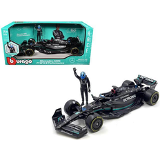 BBurago Mercedes-AMG F1 W14 E Perf. 2023 mit Figur 1/24