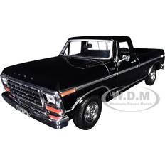 Motormax Ford F-150 Custom Pickup Truck Black Timeless Legends Series 1/24 Diecast Model Car