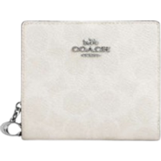 Coach Snap Wallet In Signature Canvas - Sv/White/Chalk