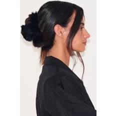 PrettyLittleThing Black Faux Fur Hair Claw One Size