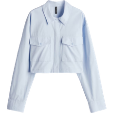 H&M Cropped Cargo Shirt - Light Blue