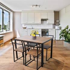 Dining Sets on sale Borough Wharf 5 Piece Room Of 4 Dining Set