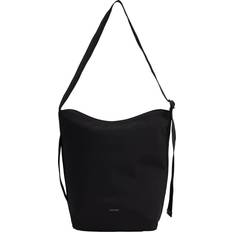 Calvin Klein Axelremsväskor Calvin Klein Axelremsväska