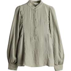 H&M Ladies Green Batwing-sleeved muslin blouse