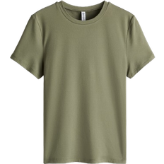 H&M Tætsiddende T-shirt - Grøn