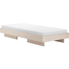 OUT Objekte unserer Tage Objekte Unserer Tage Zians Bett XSmall 90 x 200 cm Esche gewachst mit Weißpigment Holz natur Rahmenbett