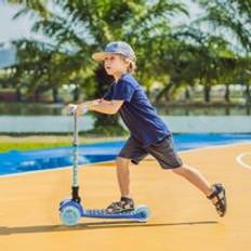 Homcom Foldable Scooter for Kids with 3 Wheel