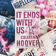 It Ends With Us A Novel By Colleen Hoover English Reading Books (Paperback)