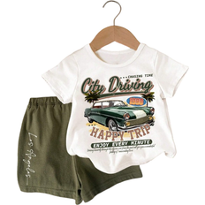 Cars Kinderbekleidung Shein Baby Jungen Lässig Set aus T-Shirt mit einfachem Cartoon Retro Muster und kurzer Hose, geeignet für den Sommer