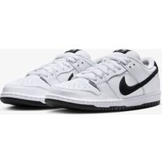 Nike SB Dunk Low Pro