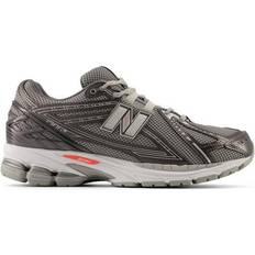 New balance running New Balance 1906 Unisex Shoe - Grey/Red