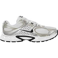 Nike Men's V5 Rnr Sneakers - White