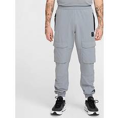 Adult - Slim Trousers & Shorts Nike Air Max Woven Cargo Pants - Cool Grey
