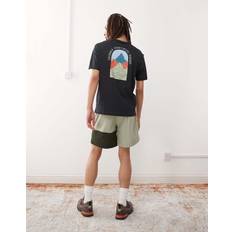 Columbia Unisex T-shirts Columbia Cavalry Trail Short Sleeve Graphic Tee - Black
