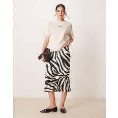 Zebra Kjolar Y.A.S Zebramönstrad Midikjol I Satin-Flera