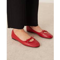 Red - Women Ballerinas New Look Key Hole Ballet Flat - Red