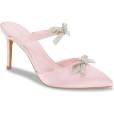 BCBGeneration Bardia Satin Pump