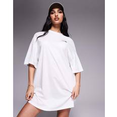The North Face Dame Kjoler The North Face Women's S/S Essential Tee Dress Kjole Dame - White