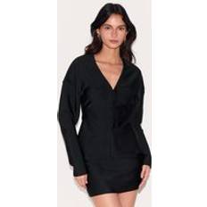 PrettyLittleThing Knitted Tailored Hook And Eye Cardigan - Black