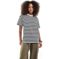 Randiga - Unisex Överdelar Pull&Bear Marinblå Och Vitrandig T-Shirt I Oversize - Vit/A