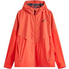 Nike Röda Ytterkläder Nike Jacka Med Huva AeroSwift - Storlek