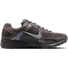 Nike Zoom Sneakers Nike Zoom Vomero 5 Låg Sneaker - Stenfärgade/Silver