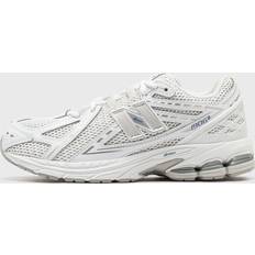 New Balance Running Shoes New Balance Women's Leather Lace-Up Rubber Sole Sneakers - White