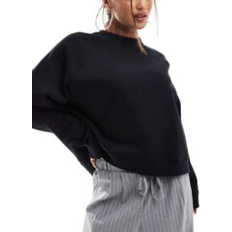 ASOS DESIGN Oversized Sweat with Raglan Detail - Black