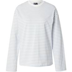 Pieces T-shirts Pieces Pcsadie Top Med Lange Ærmer - Lyseblå/Hvid