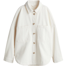 H&M Chaqueta Camisera Corte Holgado - Beis