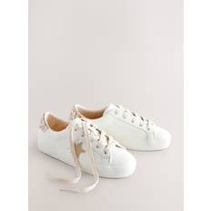 Sportschuhe mit Schnürunguk12eu305