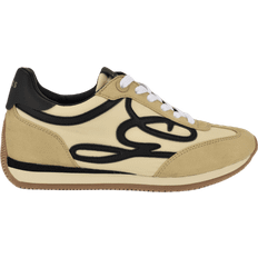 Guess Sneakers (200+ products) compare prices today »