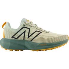 New Balance 36 ⅔ Skor New Balance FuelCell Venym Terrängskor - Beige/Green